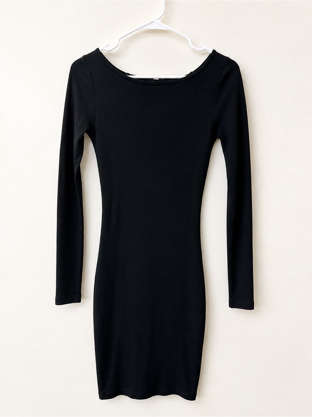 Alice + Olivia Black Long-Sleeve Bodycon Dress